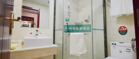 Shower, free toiletries, towels