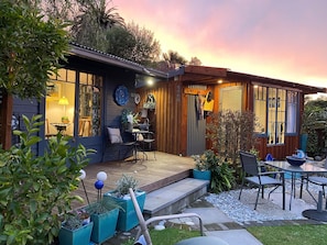 Signature Chalet, 1 Queen Bed, Non Smoking, Garden View
