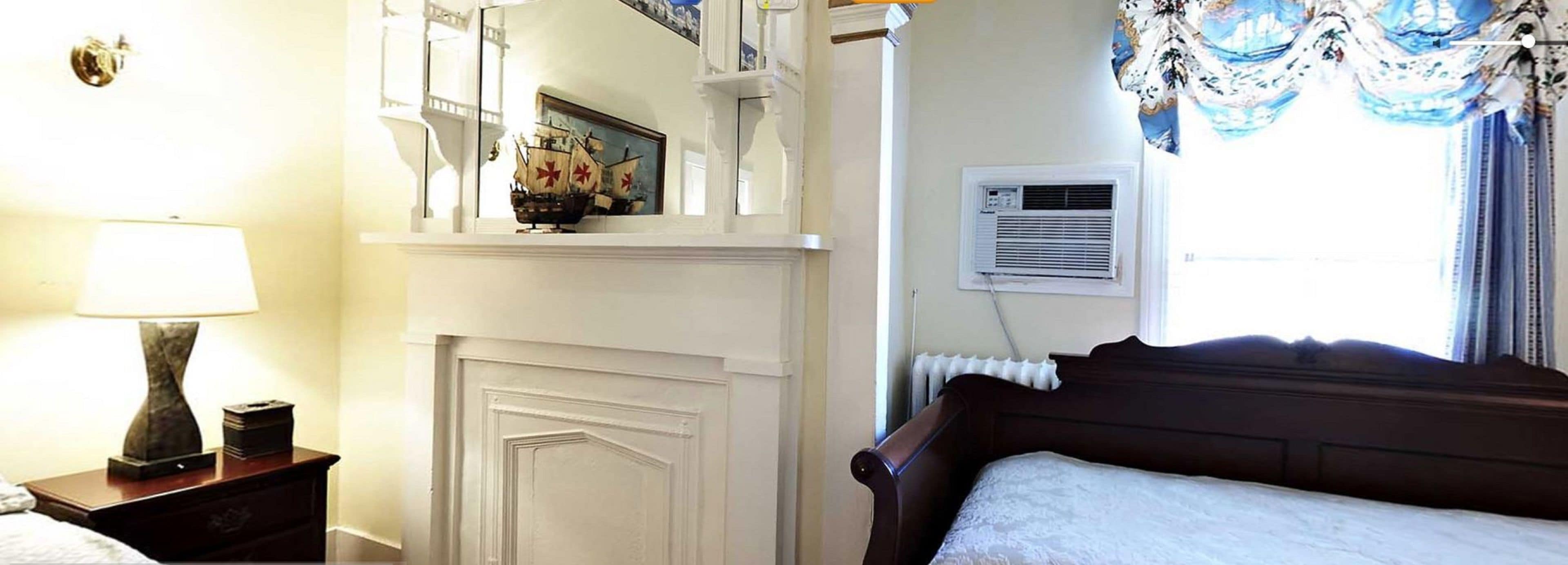 Bellevue House Reviews, Deals & Photos 2026 - Expedia