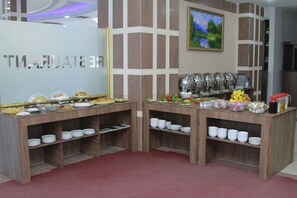 매일 뷔페 무료 아침 식사 포함