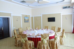 Banquet hall - Hotel Meridian (Termez)
