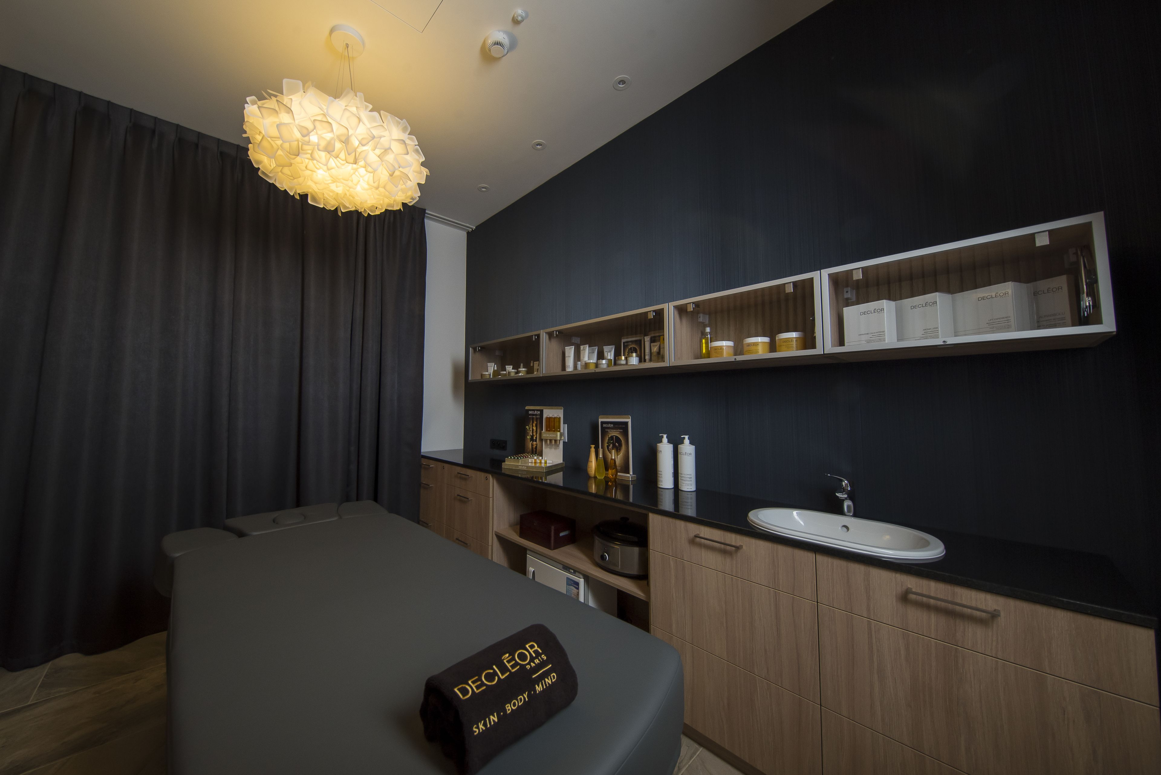 turkish bath/hammam, body treatments, body wraps, body scrubs, facials