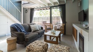 Interior - 108 Waterkant (Cape Town)
