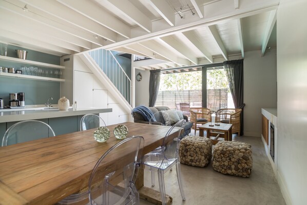 Family dining - 108 Waterkant (Cape Town)