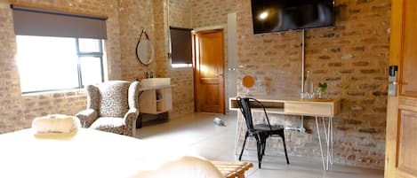 1 bedroom, soundproofing, wheelchair access