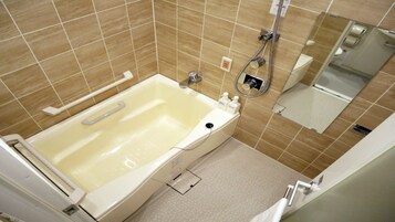 Habitación individual Confort | Baño | Artículos de higiene personal gratuitos, secador de pelo y zapatillas