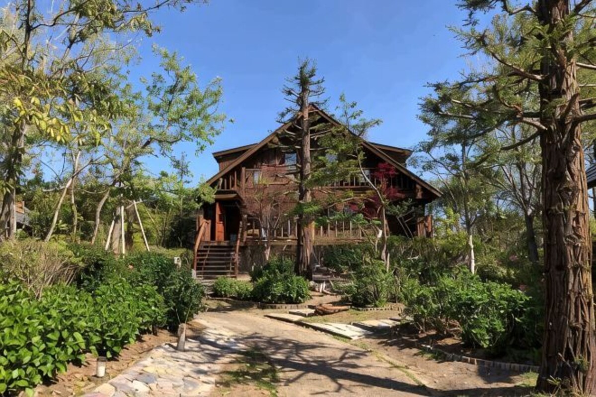 Log House L (1–8 Guests, Detached Cottage)
