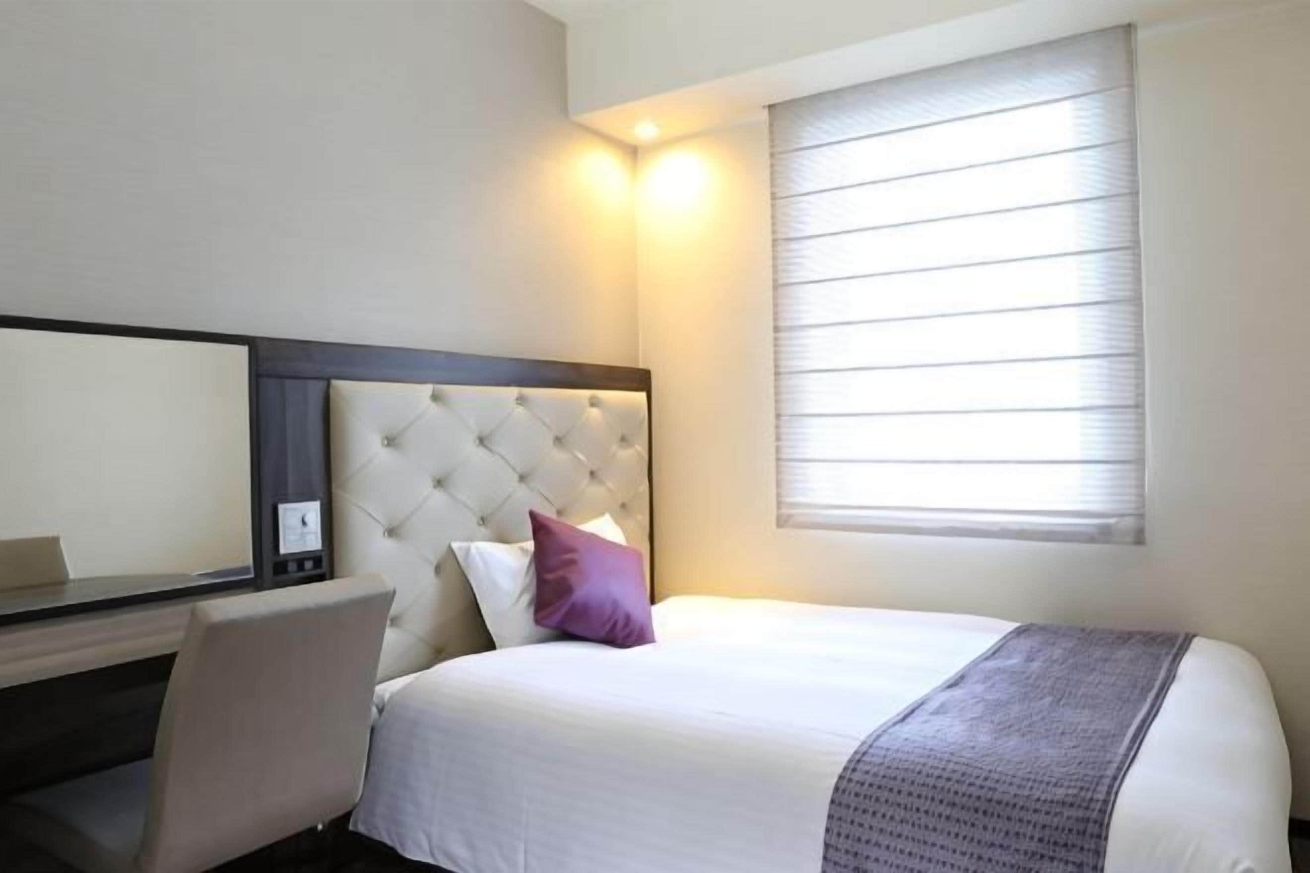 羽绒被、免费 WiFi、床单