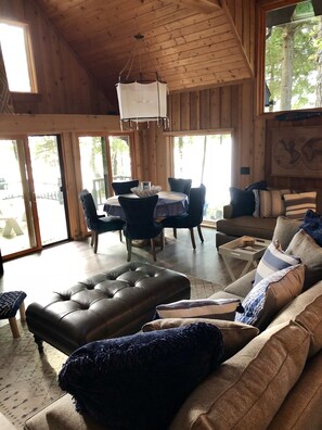 Smart-TV, peis, videospill og DVD-spiller