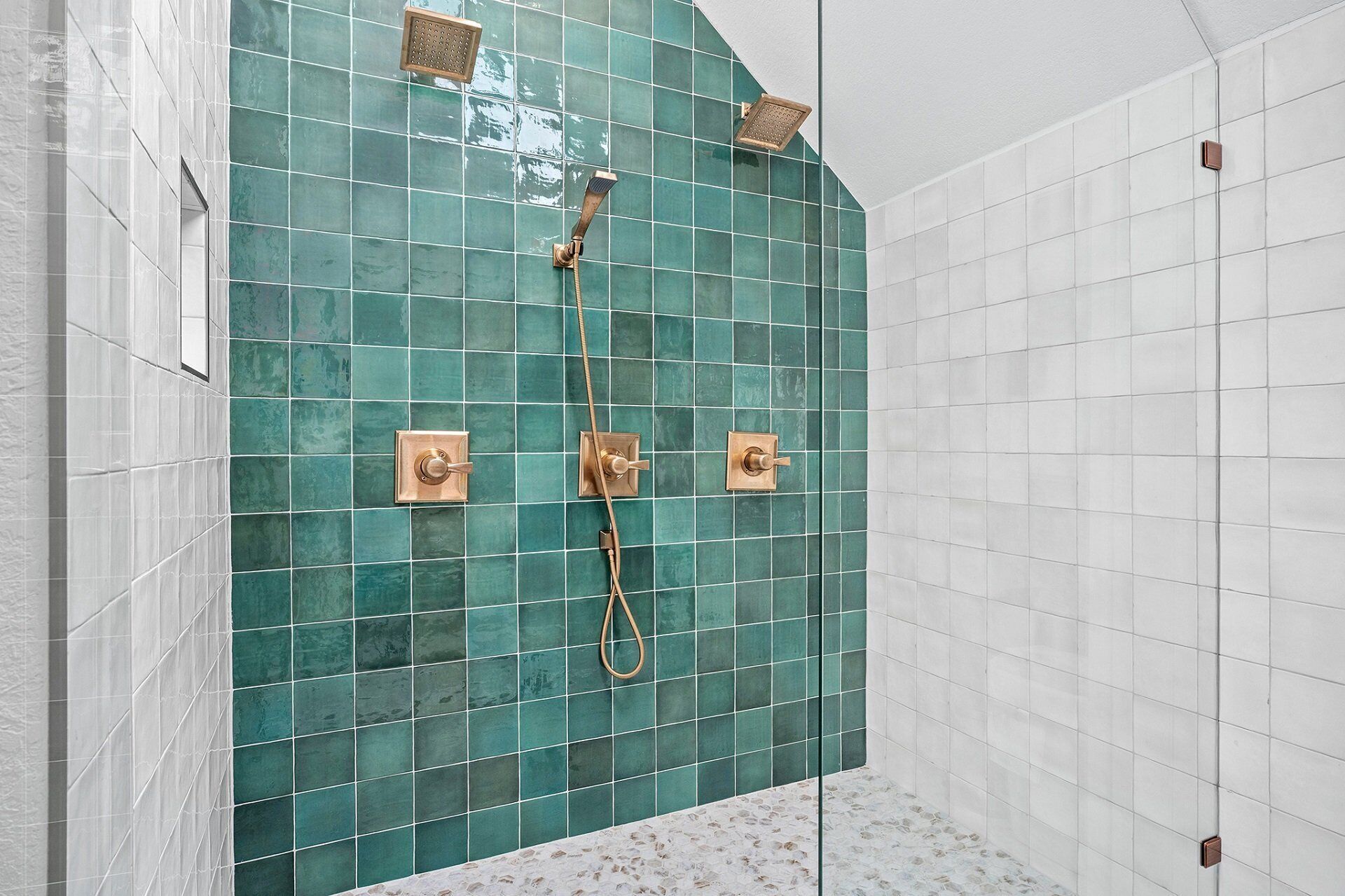 Shower, towels, soap, shampoo