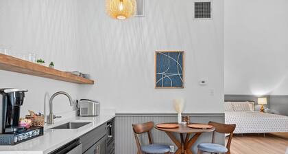 Town Creek Warren - Suite A | Great Locaton