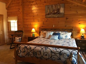 4 bedrooms, desk, iron/ironing board, free WiFi - Indulge in the ultimate vacation experience at this exquisite custom log home.  (Oak Bluffs)