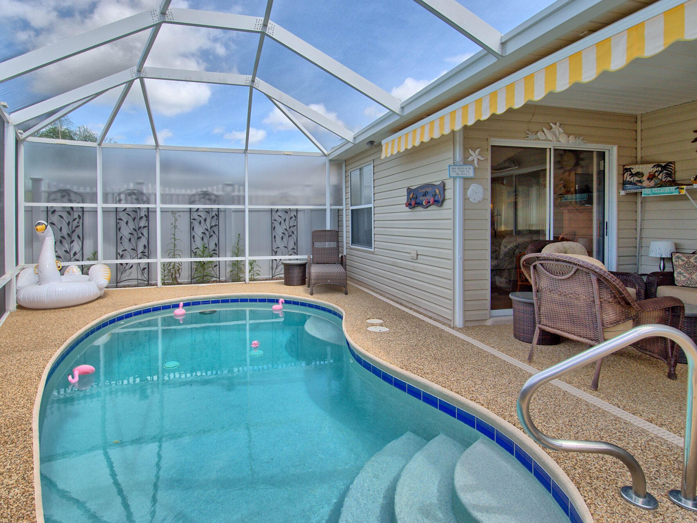 Centrally Located Pool Home with Golf Cart near Lake Sumter Landing!