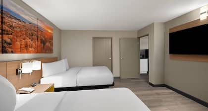 Days Inn by Wyndham Safford, AZ