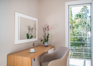 Interior - Premium room in exclusive area (Psichiko)