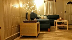 TV, video games - Arena Luxurious Condo w/Pool and Hot Tub (San Juan del Sur)