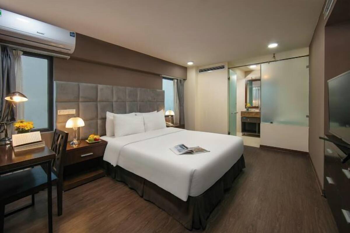 Minibar, in-room safe, desk, soundproofing