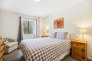 2 chambres, accès au Wi-Fi (inclus), literie fournie