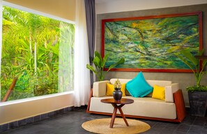 Sabara Suite with Private Pool | Vista al jardín