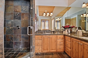 Shower, jetted bath, hair dryer, towels - Private Alpine home with hot tub, fireplace and mountain views (Park City)