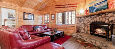 Smart TV, fireplace, DVD player