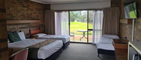 Economy Queen Room