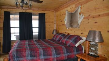 3 slaapkamers, een bureau, een strijkplank/strijkijzer, gratis wifi