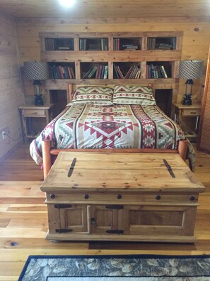 3 bedrooms, desk, iron/ironing board, free WiFi - THE LUXURY CABIN IN THE WOODS (Catlettsburg)