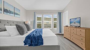 3 habitaciones, tabla de planchar con plancha, cuna de viaje y wifi