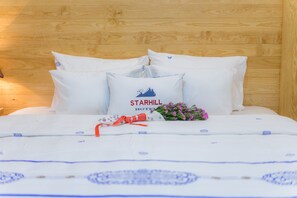 Studio Suite | 1 bedroom, minibar, desk, free WiFi