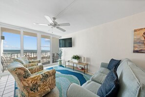 Living area - Island Shores 250- 3 BR | Gulf Front (Gulf Shores)