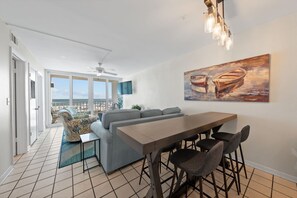 Dining - Island Shores 250- 3 BR | Gulf Front (Gulf Shores)