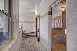 Spa - Relaxed Studio Seconds to Historic Main Street - Sleeps 4 (Breckenridge)
