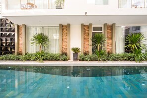 Outdoor pool - The Amazing Residence (Siem Reap)