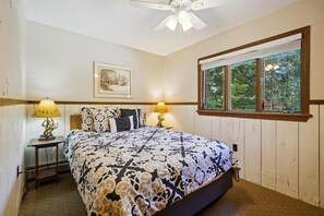 4 bedrooms, free WiFi, bed sheets
