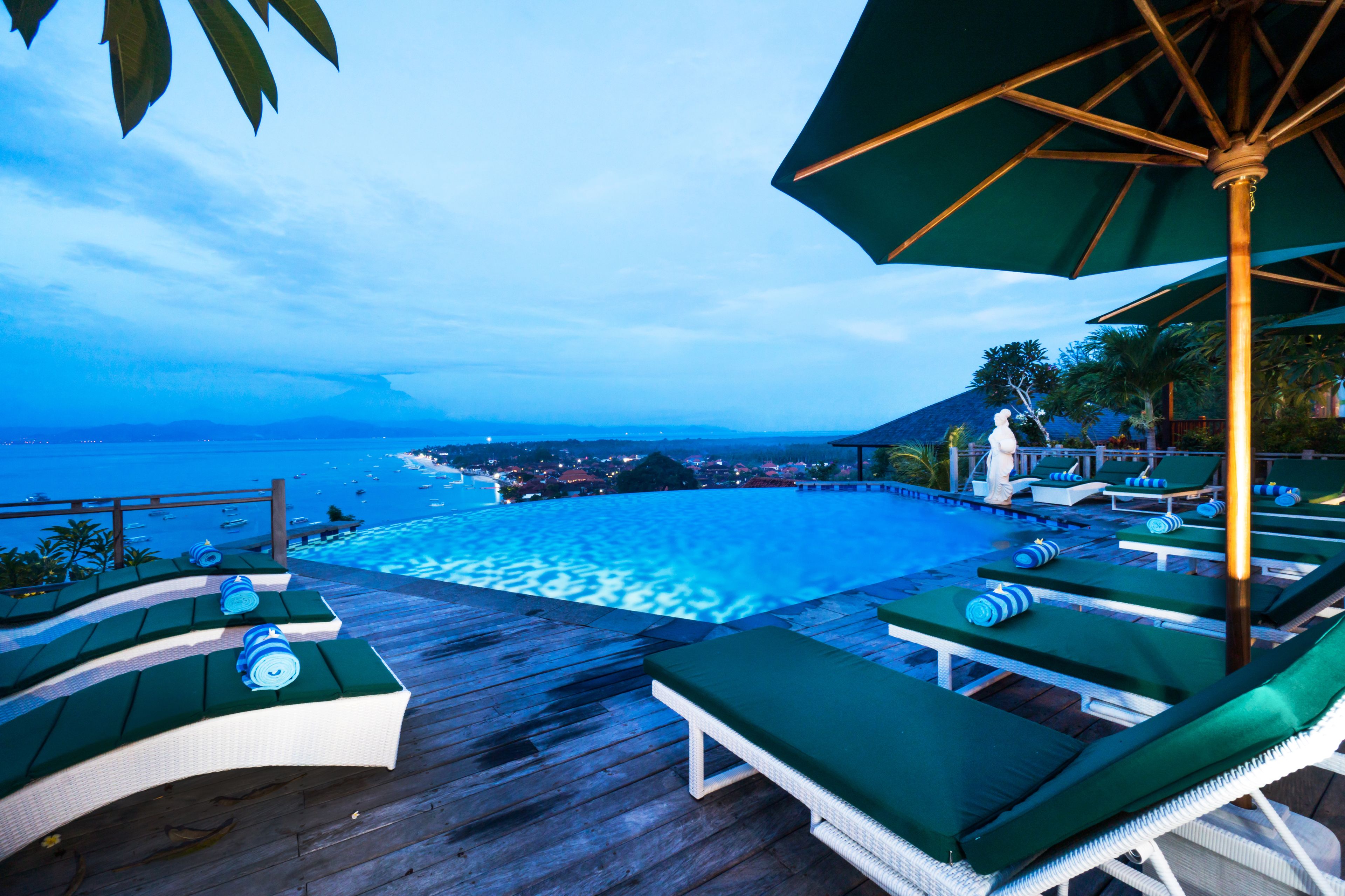 outdoor pool, pool loungers