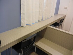 House, 2 Bedrooms, Kitchen (Double & Quadruple Ensuites) | 1 bedroom, premium bedding, desk, blackout curtains