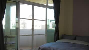 House, 2 Bedrooms, Kitchen (Double & Quadruple Ensuites) | 1 bedroom, premium bedding, desk, blackout curtains