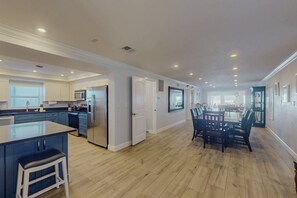 Fridge, microwave, dishwasher, coffee/tea maker