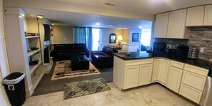 TV, fireplace, toys, books - Large Bountiful Studio (Bountiful)