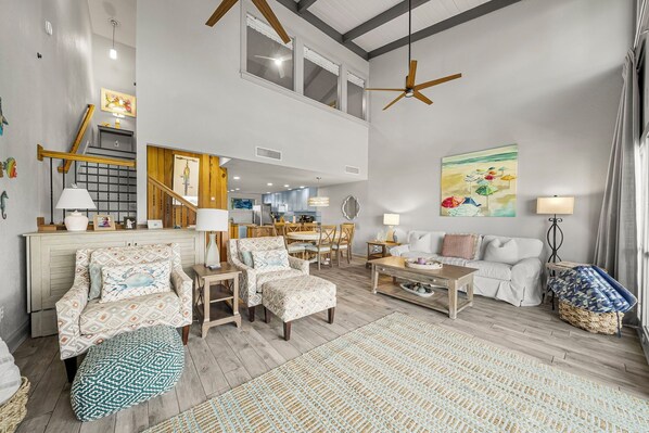 TV, table tennis - Unit 37, Sea Haven, 2 Bedroom Beach Condo (Panama City Beach)