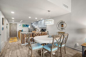 Dining - Unit 37, Sea Haven, 2 Bedroom Beach Condo (Panama City Beach)