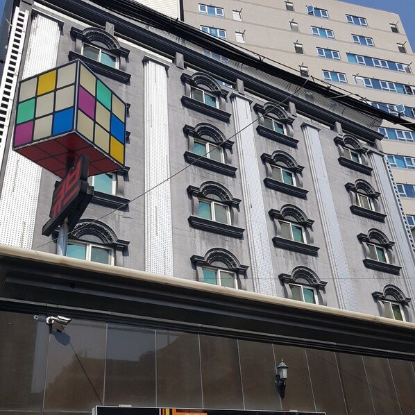 Standard Room | Desk, soundproofing, WiFi - Cube Hotel (Busan)
