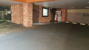 免費自助泊車