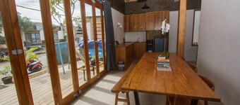 Green Hill Bed Station - Hostel