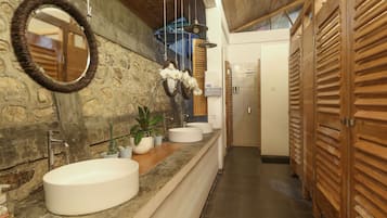 Shared Dormitory, Mixed Dorm | Bathroom sink