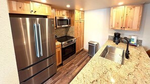 Microonde, lavastoviglie, macchina per tè/caffè, tostapane