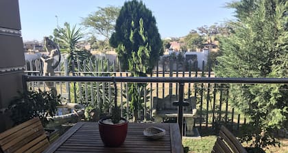 Maison Ă Durbanville Sonstraal Hights; est des terres viticoles .25 km de Cape Town.