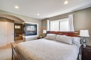 3 bedrooms, internet, bed sheets