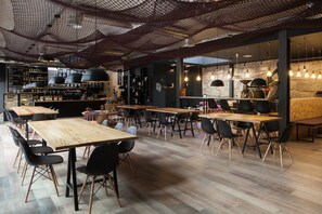 Coffee shop - 7g Roaster Apartments (Vila Nova de Gaia)